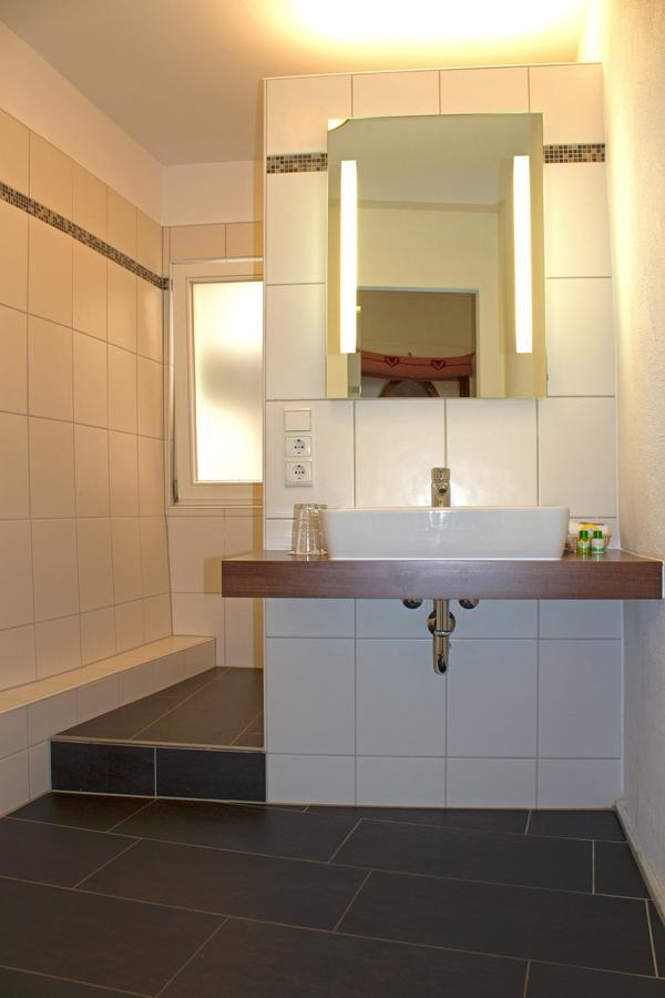 Landgasthof Rebstock Sulzburg Bagian luar foto